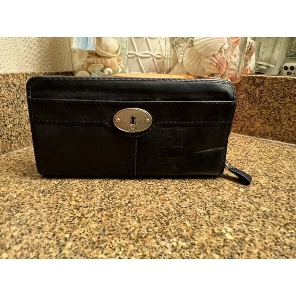 Fossil Maddox Leather Zip Around Wallet Clutch Black‎